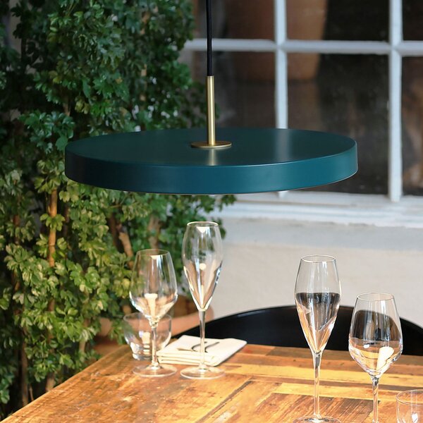UMAGE Lampa suspendată LED Asteria Medium, verde/alamă, Ø 43 cm, reglabil, Verde, Camera de zi / sufragerie, Metal, Design