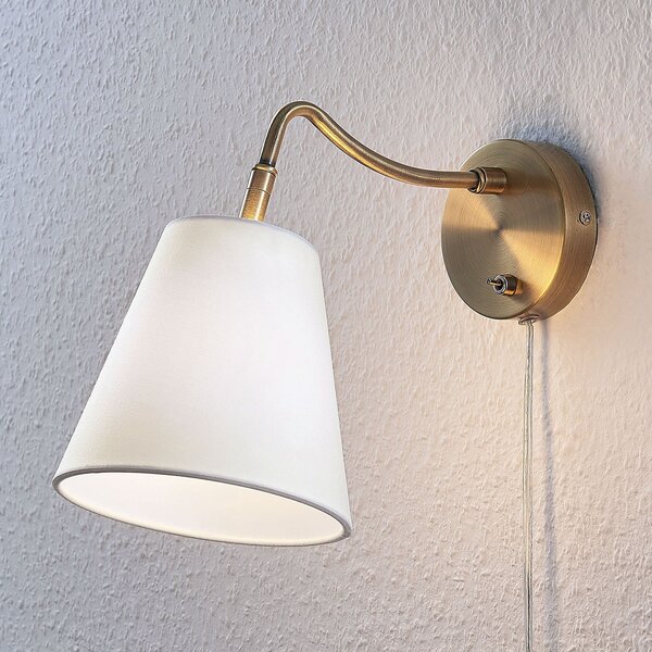 Lindby Aplică de perete Ethan, alb/alamă veche, priză, 28 cm, E14, Auriu / Alamă, Camera de zi / sufragerie, Țesătură / Textil, Antichitate