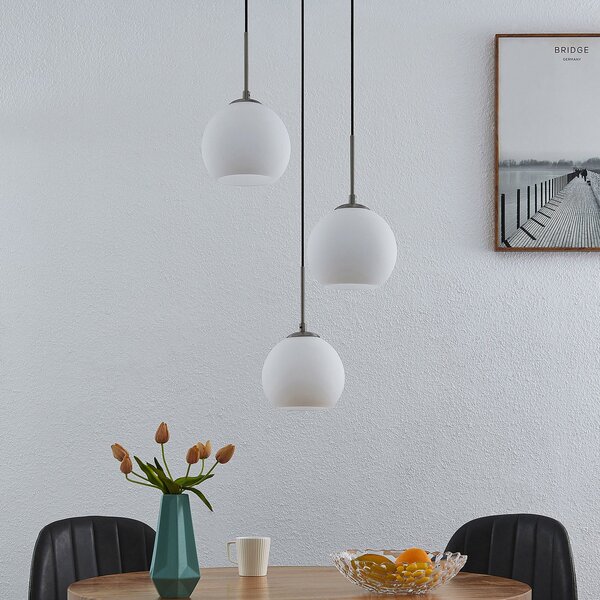 Lindby Lampă suspendată Jurian, Ø 32 cm, 3 becuri, nichel/opal, sticlă, reglabil, Alb, Camera de zi / sufragerie, Sticlă, Modern