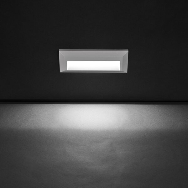 LEDS-C4 Aplică LED de exterior cu flux lat Kössel, Alb, Plastic, Modern, Perete unghiular
