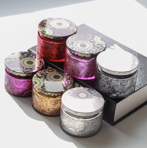 Set 6 lumanari parfumate Pufo Luxury in boluri elegante de sticla cu capac