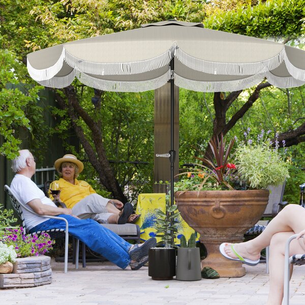 Outsunny Umbrelă de Grădină Inclinabilă 2.7x2.7 m cu Manivelă, Umbrelă Rotundă de Exterior cu 8 Spițe, din Metal și Poliester, pentru Curte sau Balcon, UV 30+, Gri Deschis | Aosom Romania