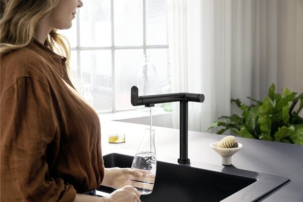 Hansgrohe Aqittura M91 baterie de bucatarie cu filtru pe picior negru 76802670