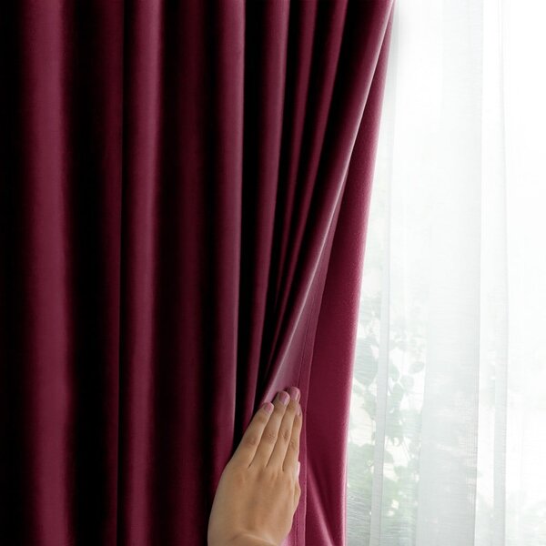 Draperie burgundy dimout (semi-opacă) din catifea 140x245 cm Eyelets – Restilo