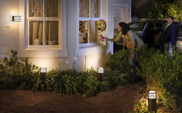 Philips - Lampă LED RGB reglabilă pentru exterior Hue LUCCA 1xE27/8,1W/230V IP44