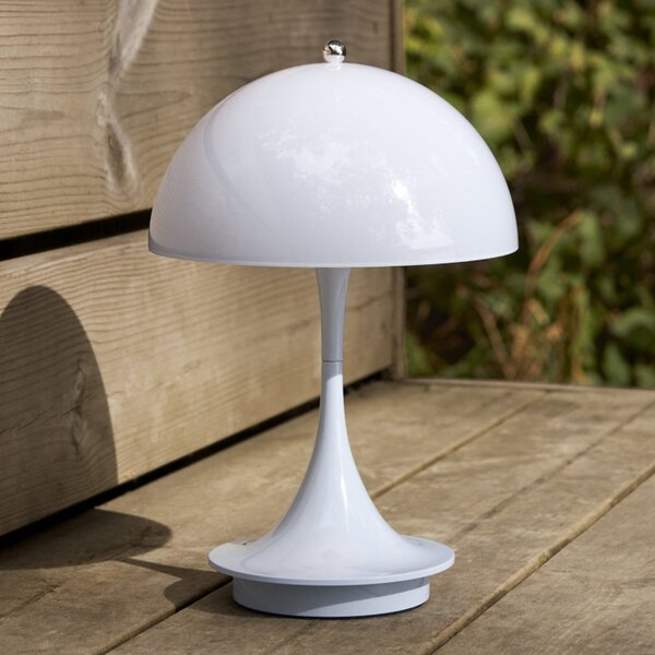 Louis Poulsen Panthella PORTABLE 160 V3, opal albastru deschis, reglabil, Albastru, Camera de zi / sufragerie, Plastic, Design