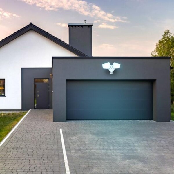 Proiector LED de exterior cu senzor LED/24W/230V 3000/4000/6000K IP54 alb