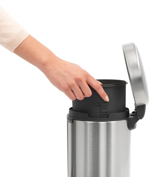 Brabantia NewIcon cos de gunoi 3 l oţel-negru 112164