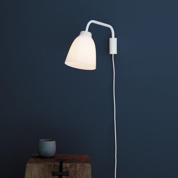 Lampă de perete FRITZ HANSEN, Caravaggio, reglabil, Alb, Camera de zi, Metal, Design