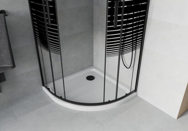 Mexen Rio, duș pătrat cu ușă glisantă 90(uşă) x 90(uşă) x 190 cm, sticlă transparentă de 6 mm cu benzi, profil negru + cadă de duș albă Slim, 863-090-090-70-20-4110B