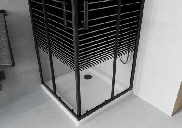 Mexen Rio, duș pătrat cu ușă glisantă 90(uşă) x 90(uşă) x 190 cm, sticlă transparentă de 6 mm cu benzi, profil negru + cadă de duș SLIM albă, 860-090…