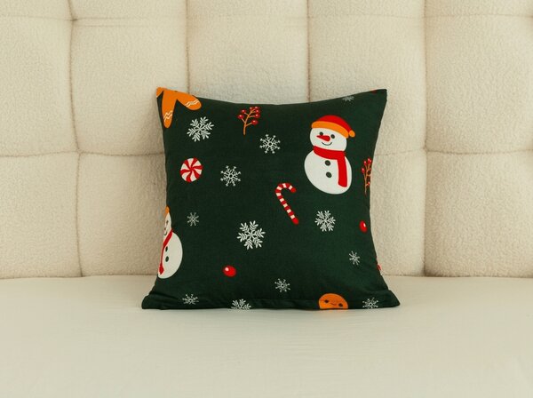 Husa de pernita din microfibra SNOWMAN AND GINGERBREAD 45x45 cm, verde