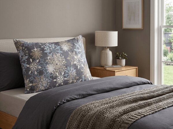 Husa pentru perna din microfibra SNOWFLAKE 70x90 cm, albastru-gri
