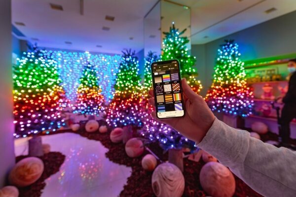 Twinkly TWS250SPP-BEU - Ghirlandă LED RGB pentru exterior 250xLED 23,5 m IP44 Wi-Fi