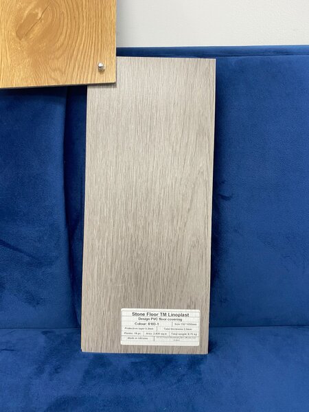 Parchet LVT 8103-1 Gri Aspect Lemn - Pardoseala Vinil 2 mm, Clasa Trafic 32 2.8 mp = 1 cutie ( 18 buc 15 x 1050 cm)