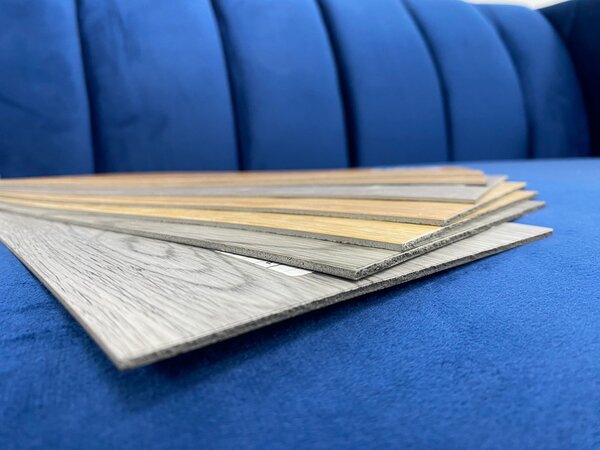Parchet LVT 8089-3 Bej Aspect Lemn - Pardoseala Vinil 2 mm, Clasa Trafic 32 2.8 mp = 1 cutie ( 18 buc 15 x 1050 cm)