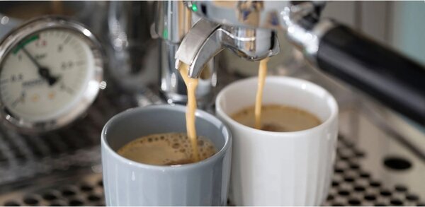 Ceașcă din porțelan pentru espresso Kähler Design Hammershoi, 1 dl, alb