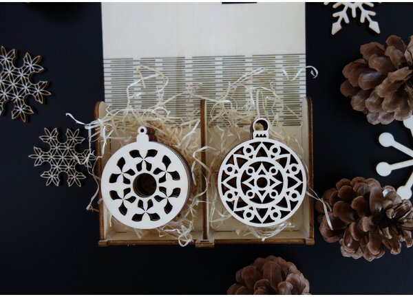 Ornamente de Crăciun din lemn 1 set - 12 bucăți ILLVOLO