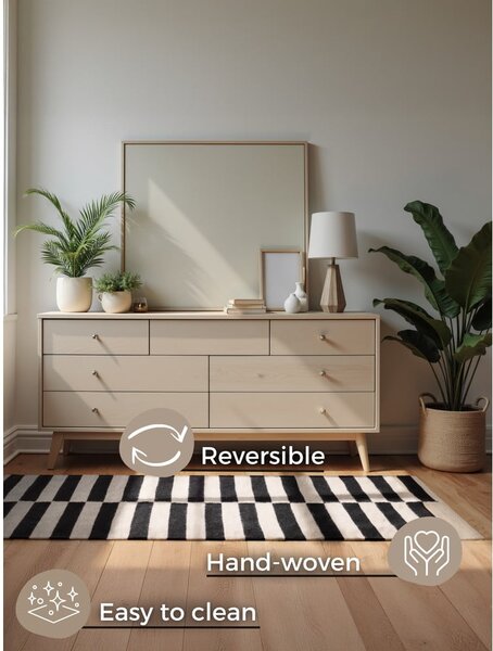 Covor negru-alb reversibil/țesut manual din lână 80x150 cm Donna – Hanse Home