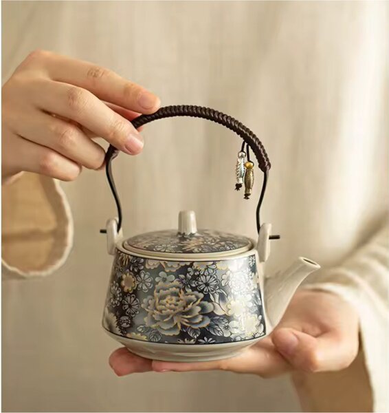 Set ceai MYSTIC TEA - Ceainic 200 ml, 6 cupe si recipient pentru ceai, din portelan