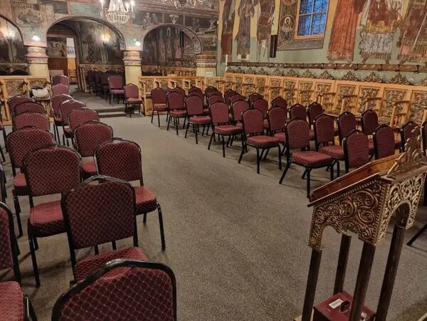 Scaun evenimente Hilton,Albastru