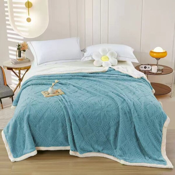 Pătură Cocolino cu blăniță Sherpa, model Romb Floral Embosat, Turcoaz, 200 × 230 cm