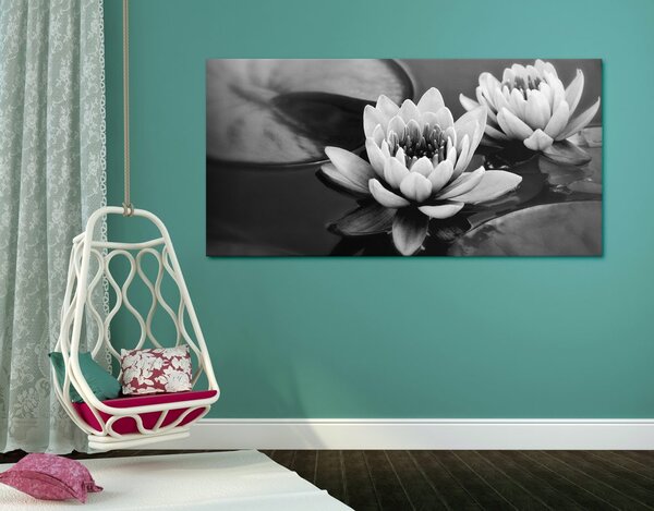 Tablou floare de lotus pe apă alb-negru