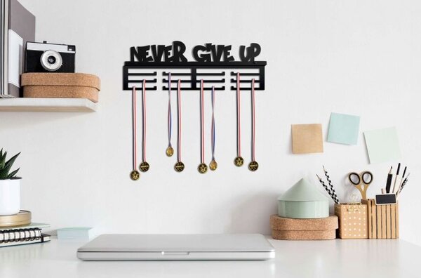 Suport pentru medalii Never give up, fixare pe perete, 12 carlige, negru
