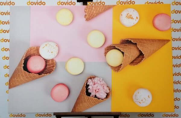 Tablou macarons în con