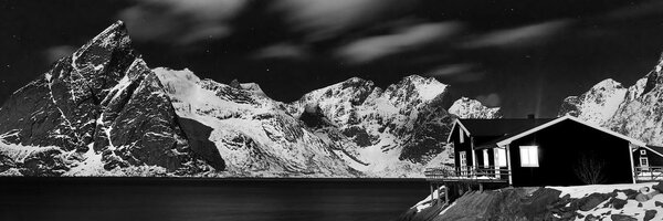 Tablou peisaj nocturn în Norvegia alb-negru