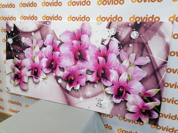Tablou flori violete pe fundal abstract