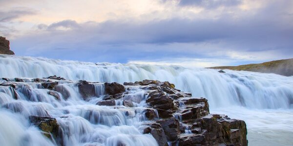 Tablou cascade islandeze