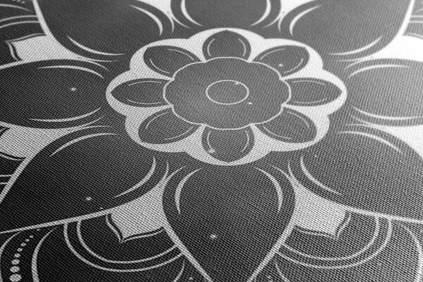 Tablou Mandala modernă cu un model oriental în design alb-negru