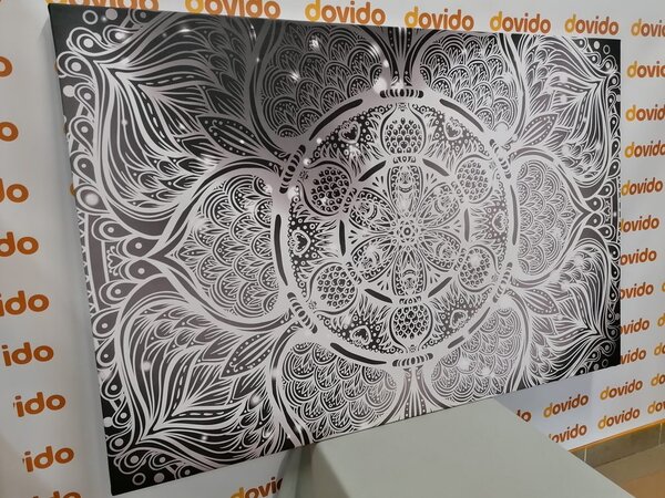 Tablou Mandala indiană cu un fundal galactic în alb și negru