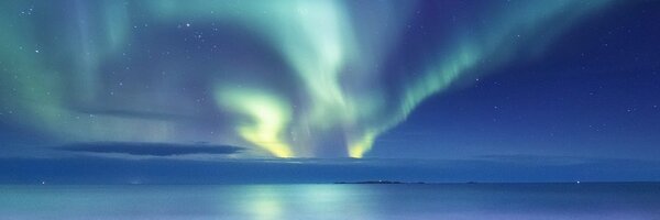 Tablou aurora polară deasupra oceanului