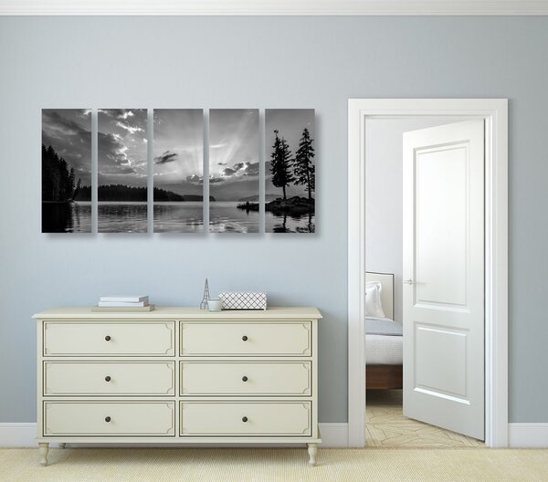 Tablou 5-piese reflexie lacului de munte în design alb-negru
