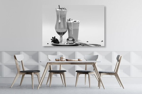 Tablou cocktail de lapte în design alb-negru