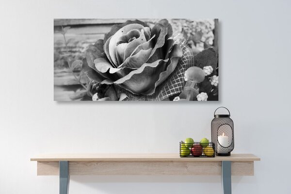 Tablou trandafir vintage elegant în design alb-negru
