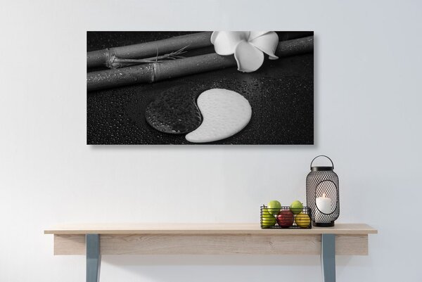 Tablou Spa natura moartă cu simbolul Yin și Yang în design alb-negru