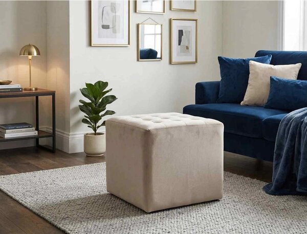 Taburet LORI, stofa catifelata bej deschis - Bluvel 28, 39x39x34 cm
