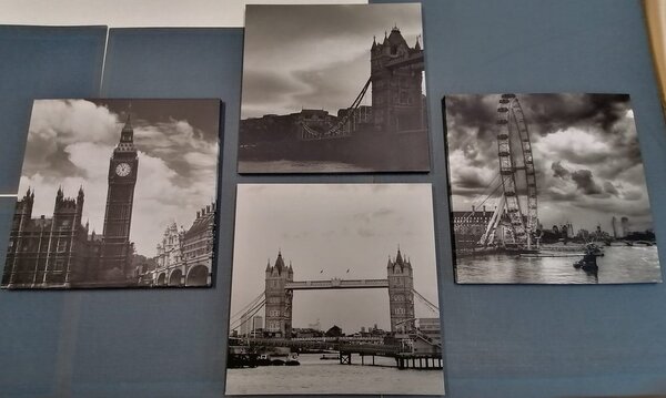 Set tablouri Londra misterioasă în design alb-negru