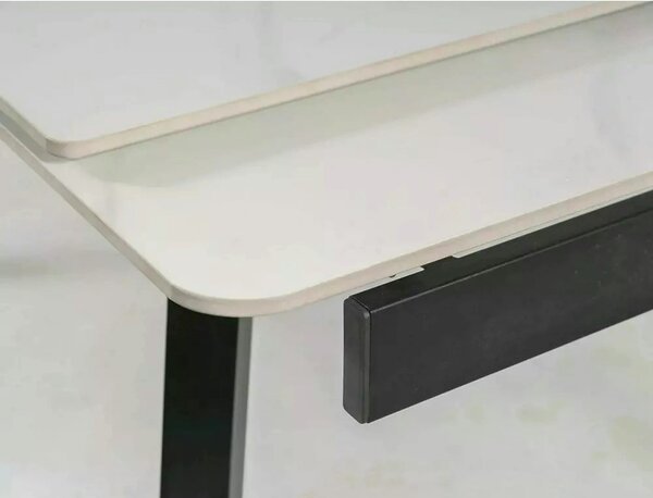 Masa extensibila JOHN, crem cu efect de marmura/negru mat, ceramica/me