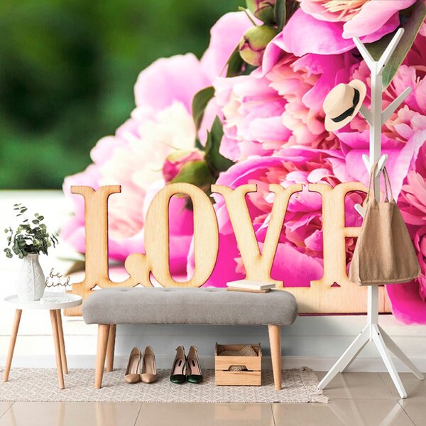 Fototapet bujori cu inscripție Love