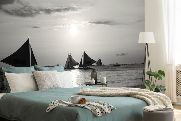Fototapet apus de soare la mare în design alb-negru