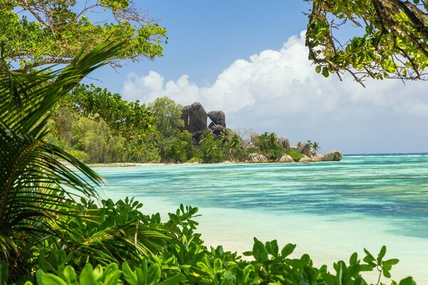 Fototapet plajă frumoasă de pe insula La Digue