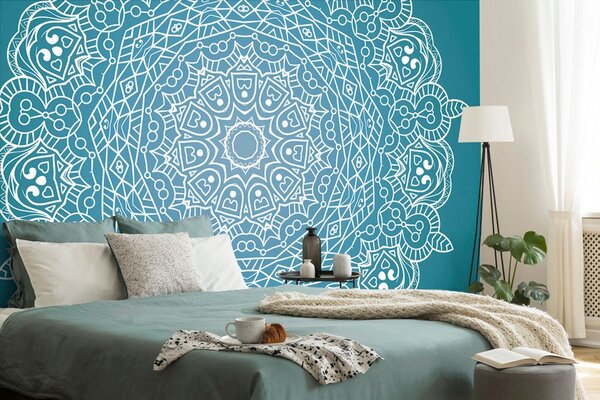 Tapet Mandala meditativă pe un fundal albastru