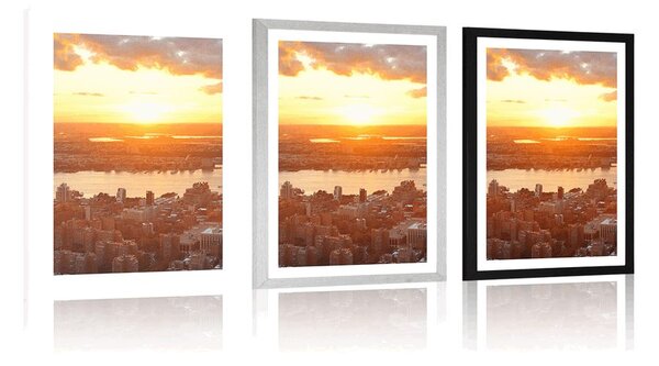 Poster cu passepartout apus de soare deasupra New York-ului