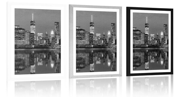 Poster cu passepartout reflecția Manhattanului în apă în design alb-negru