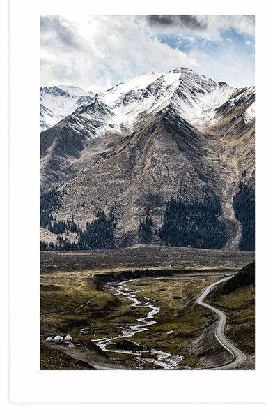 Poster cu passepartout panoramă montană frumoasă