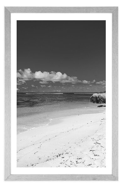 Poster cu passepartout plajă Anse Source în design alb-negru